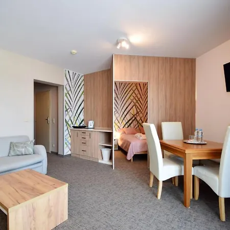 Prywatny W Diva Апартаменты Колобжег